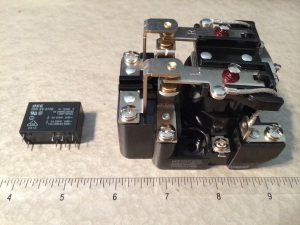 Both of these relays are double-pole, double-throw (DPDT), which is only apparent for the one on the right.
